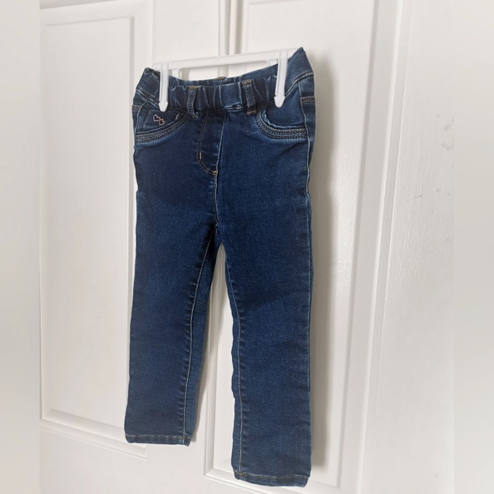 2/$20 Denim & Co. Toddler girls jeans size 18-24 m